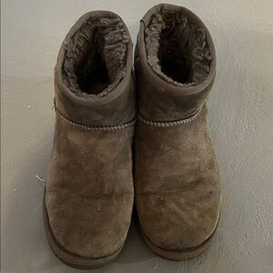 UGG Women's Classic Mini Boots, Gray Suede, Size 8 Ankle Boots